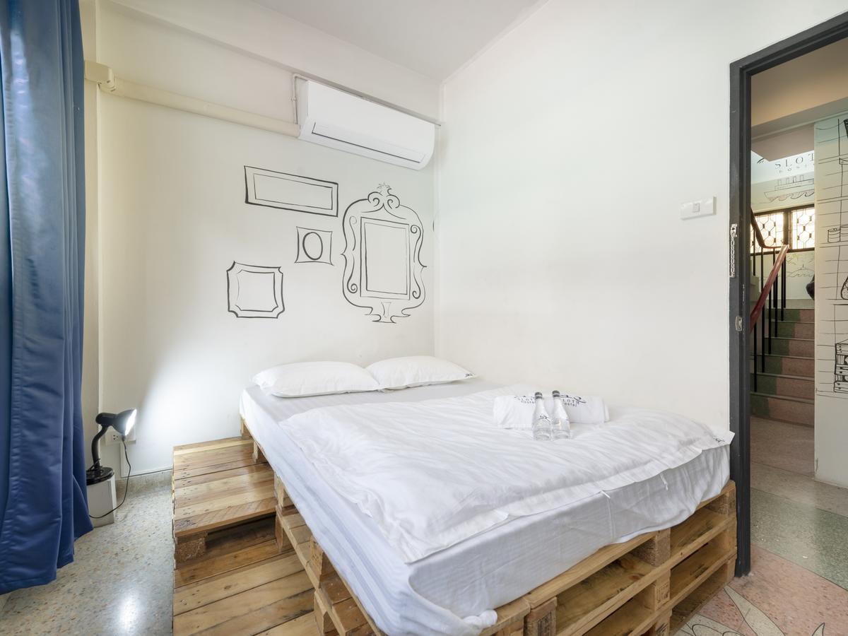 Sloth Hostel Khaosan Bangkok Bagian luar foto