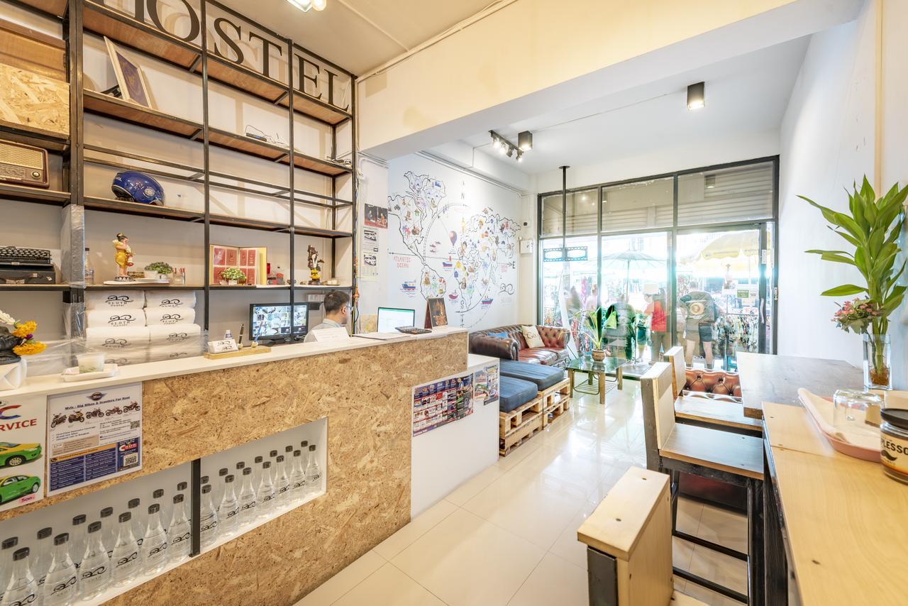 Sloth Hostel Khaosan Bangkok Bagian luar foto